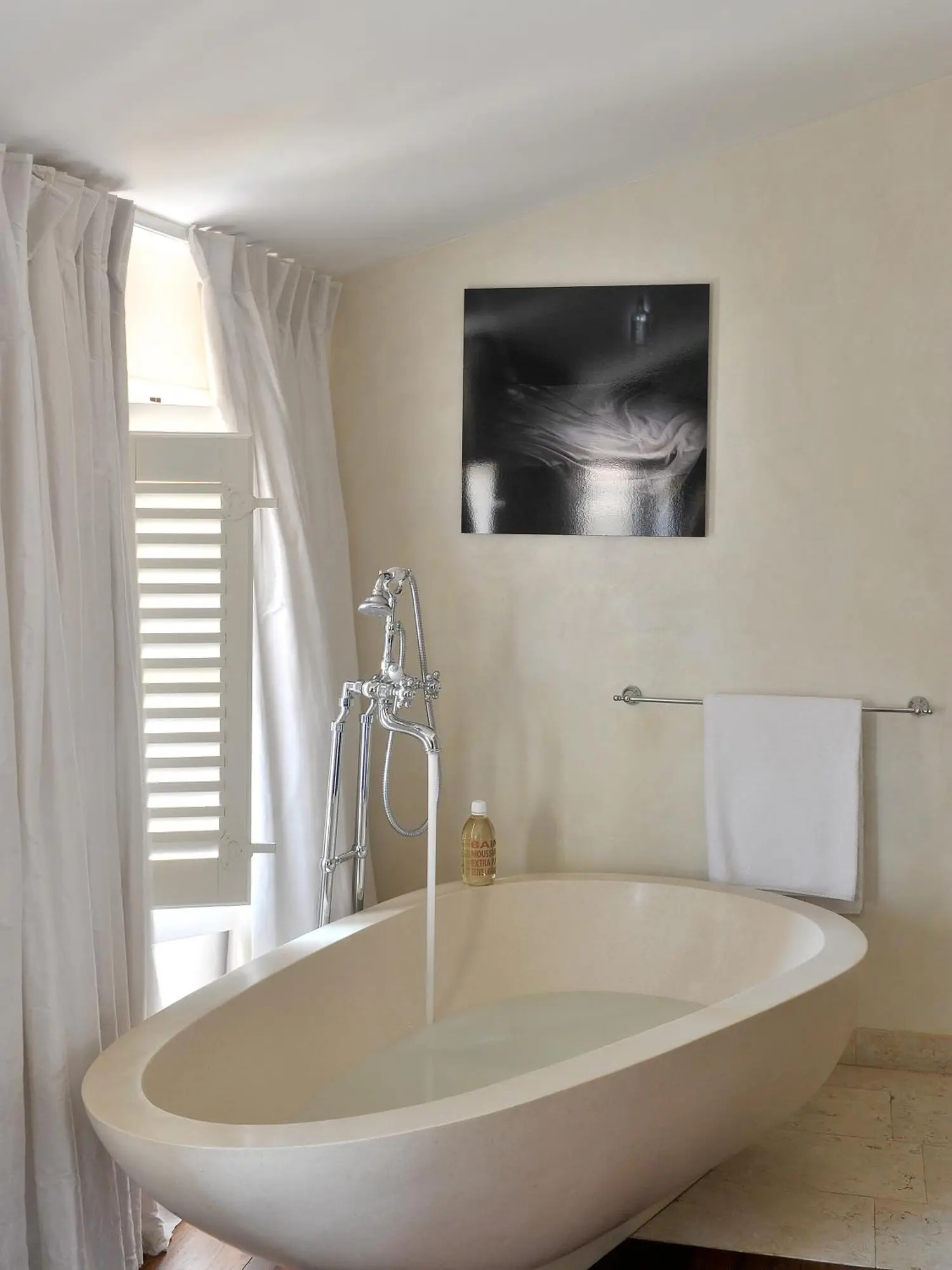 Baignoire luxueuse à La Maison d'Aix 1785 - Hôtel Particulier & Spa