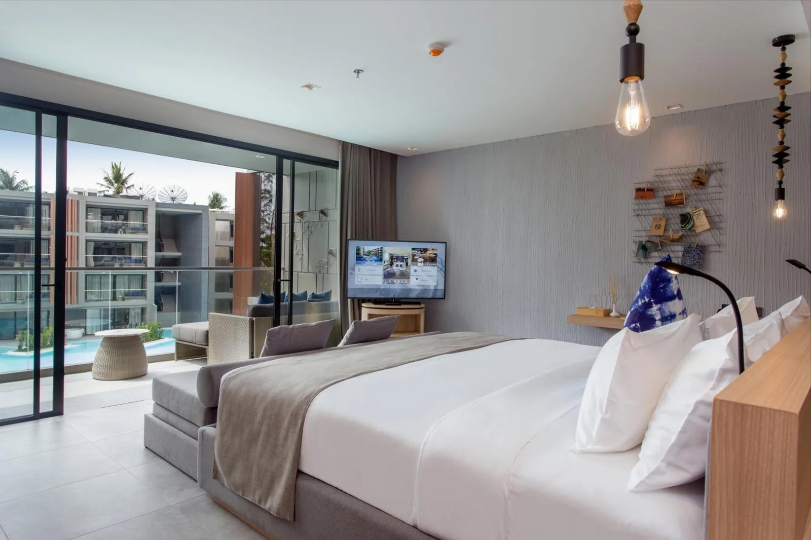 Stylish suite with amenities in La Vela Khao Lak