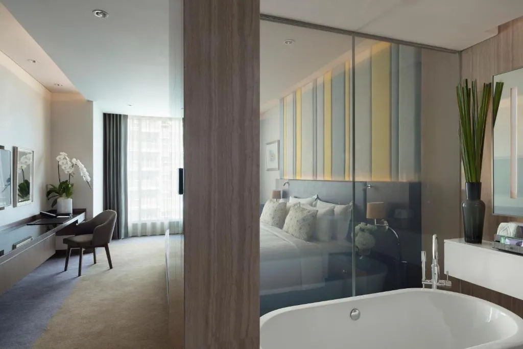 Room interior at Lancaster Bangkok