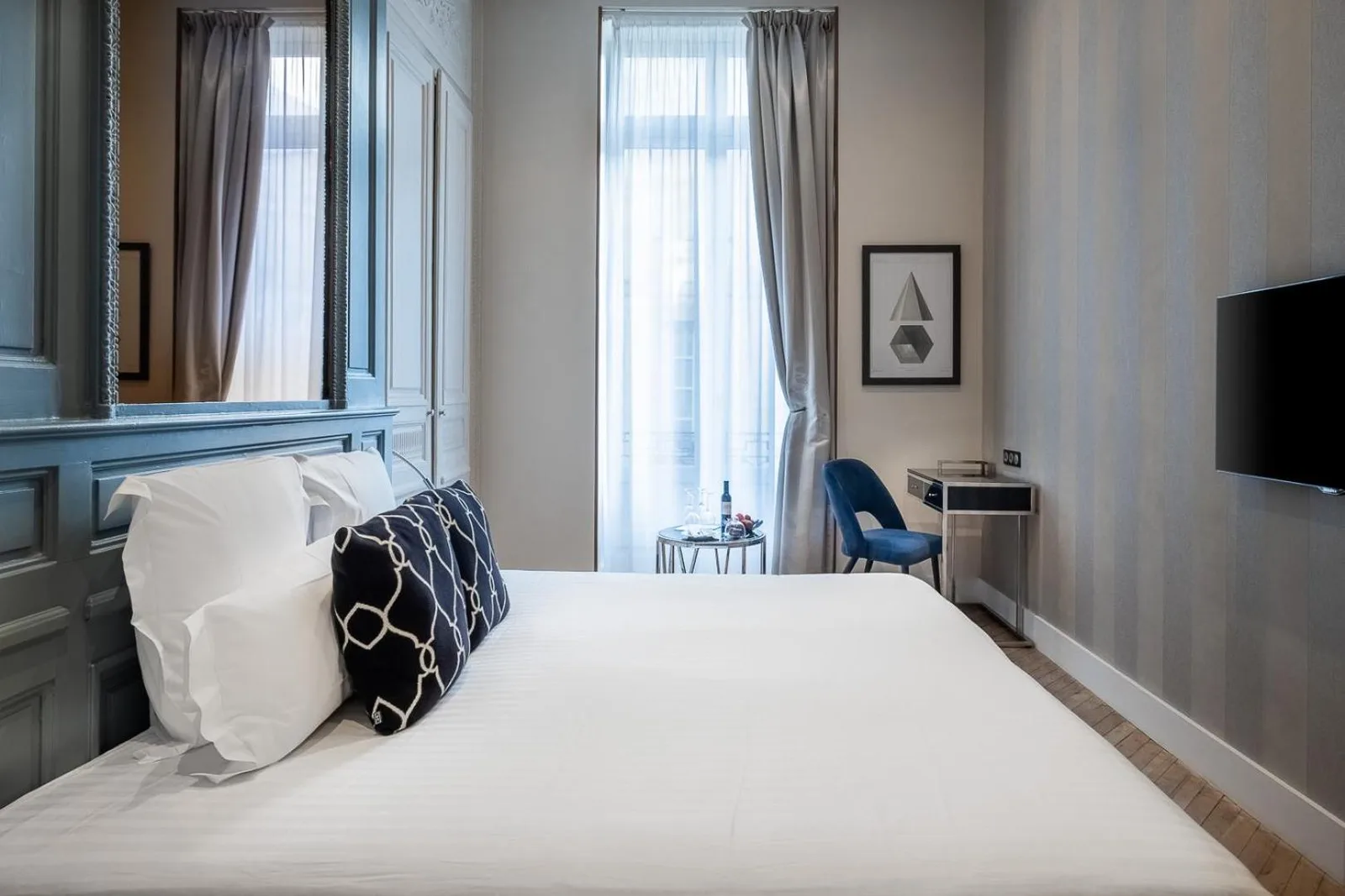 Elegant Suite