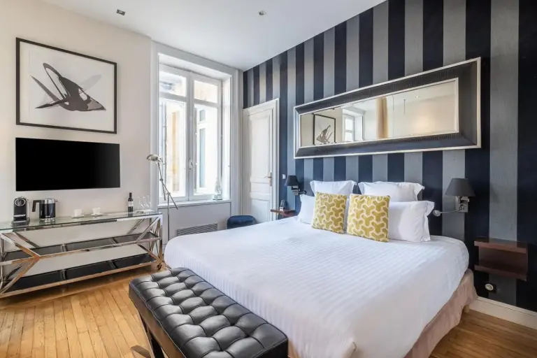 Stylish room at Le Boutique Hotel & Spa in Bordeaux