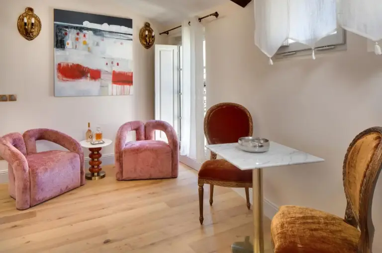 Dining area in Le Cloitre des Augustins