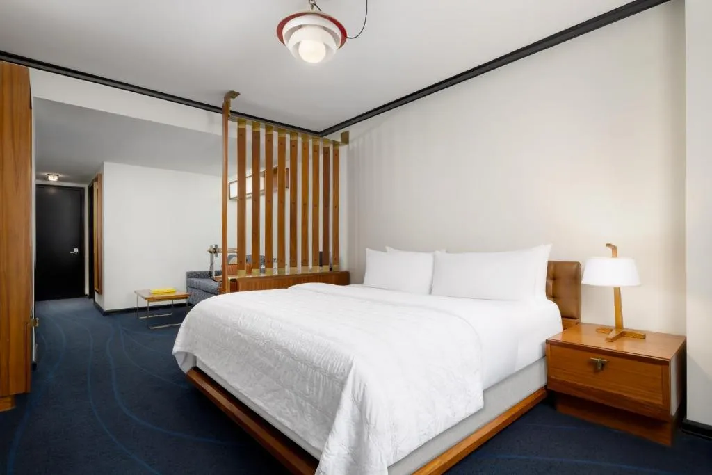 Spacious suite in Le Meridien New York, Central Park