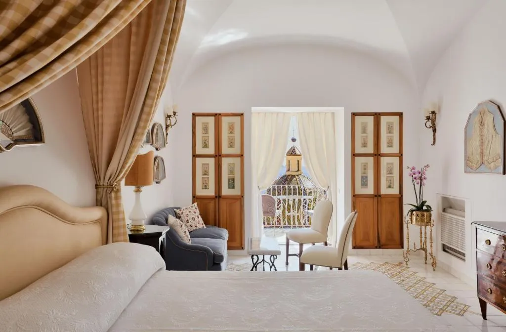 Deluxe room at Le Sirenuse in Positano with stylish decor
