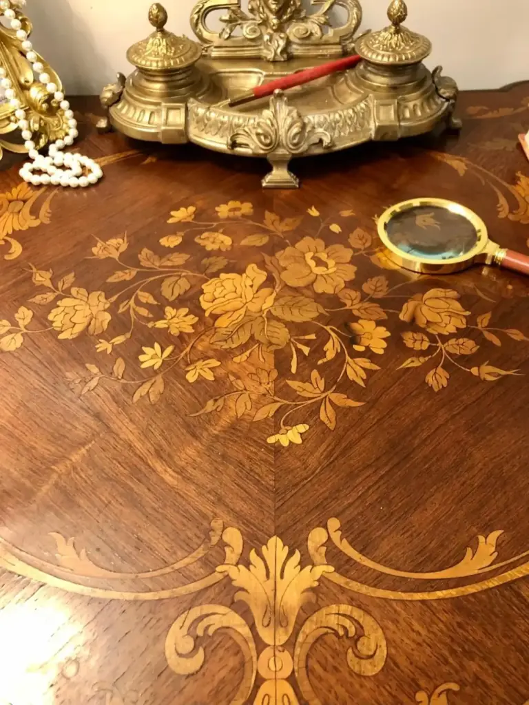 Les Anges Deluxe exquisite wooden table design