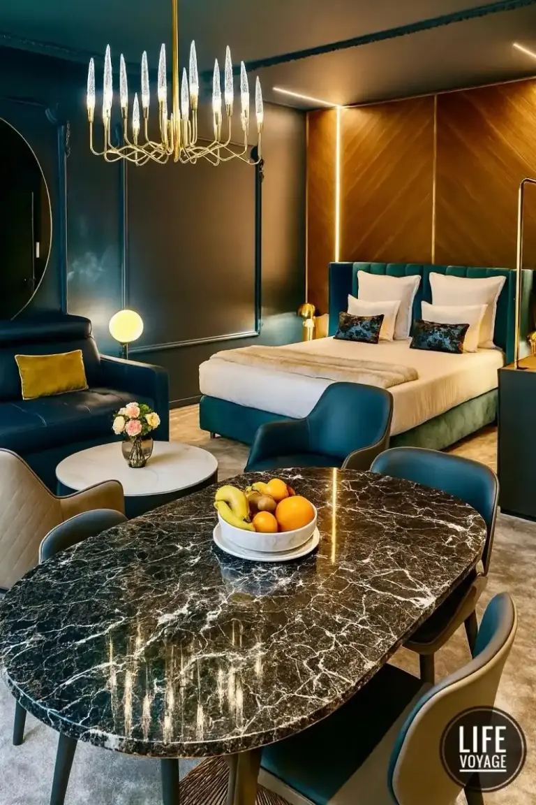 Dining area in a suite at Life VOYAGE & Spa in Strasbourg