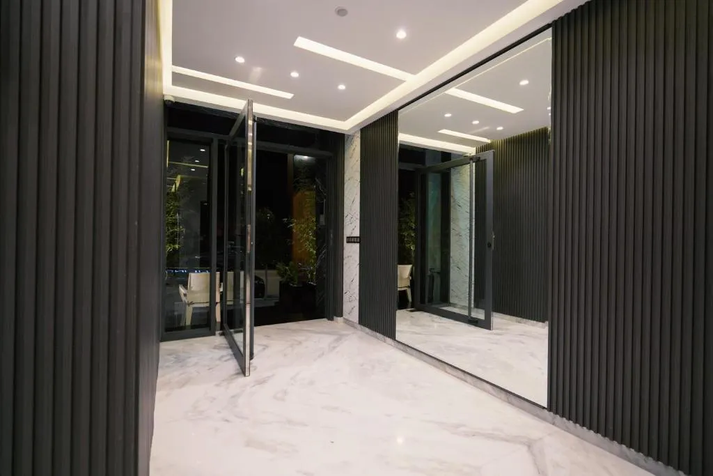 Couloir intérieur du Living Appart-Hotel