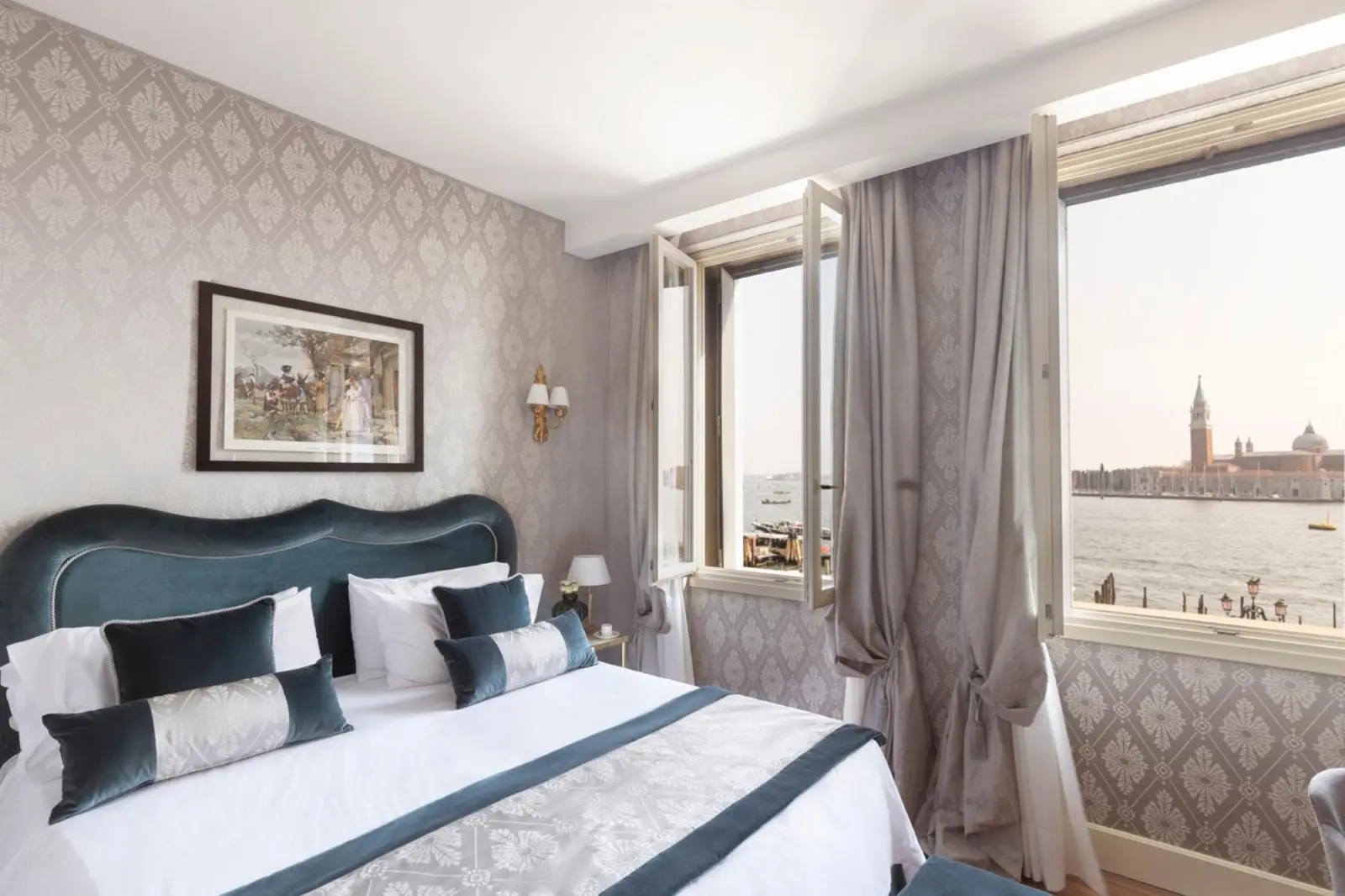 Chambre luxueuse au Londra Palace Venezia