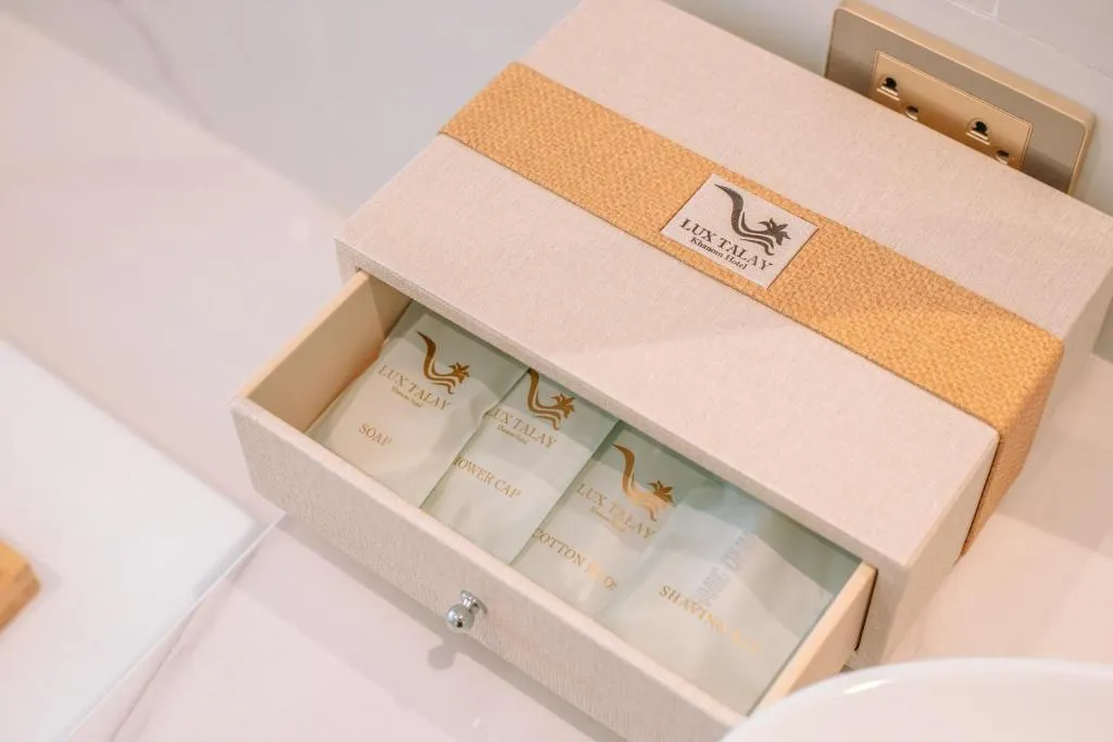 Luxtalay Khanom Hotel bathroom amenities box