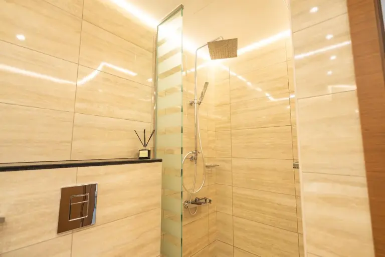 Luxury 1 & 2 BHK Apartments bedroom view in Dubai