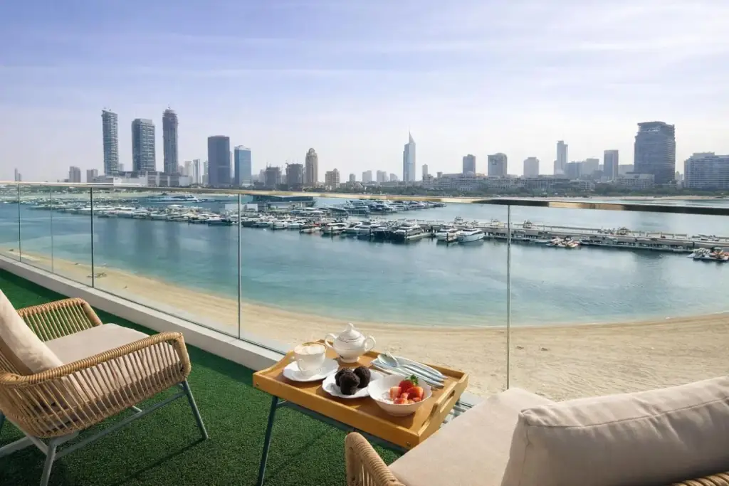 Luxury Beachfront Marina View Apartment With Private Beach Access By Green Sky Holiday Homes