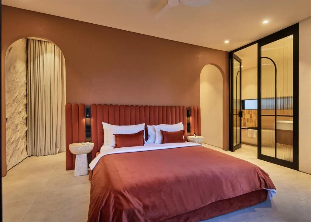 Lyvin Bingin Villas bedroom with elegant furnishings