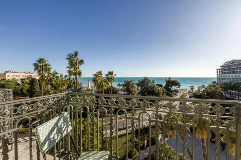 Vista desde el balcón en Maison Albar - Le Victoria en Niza