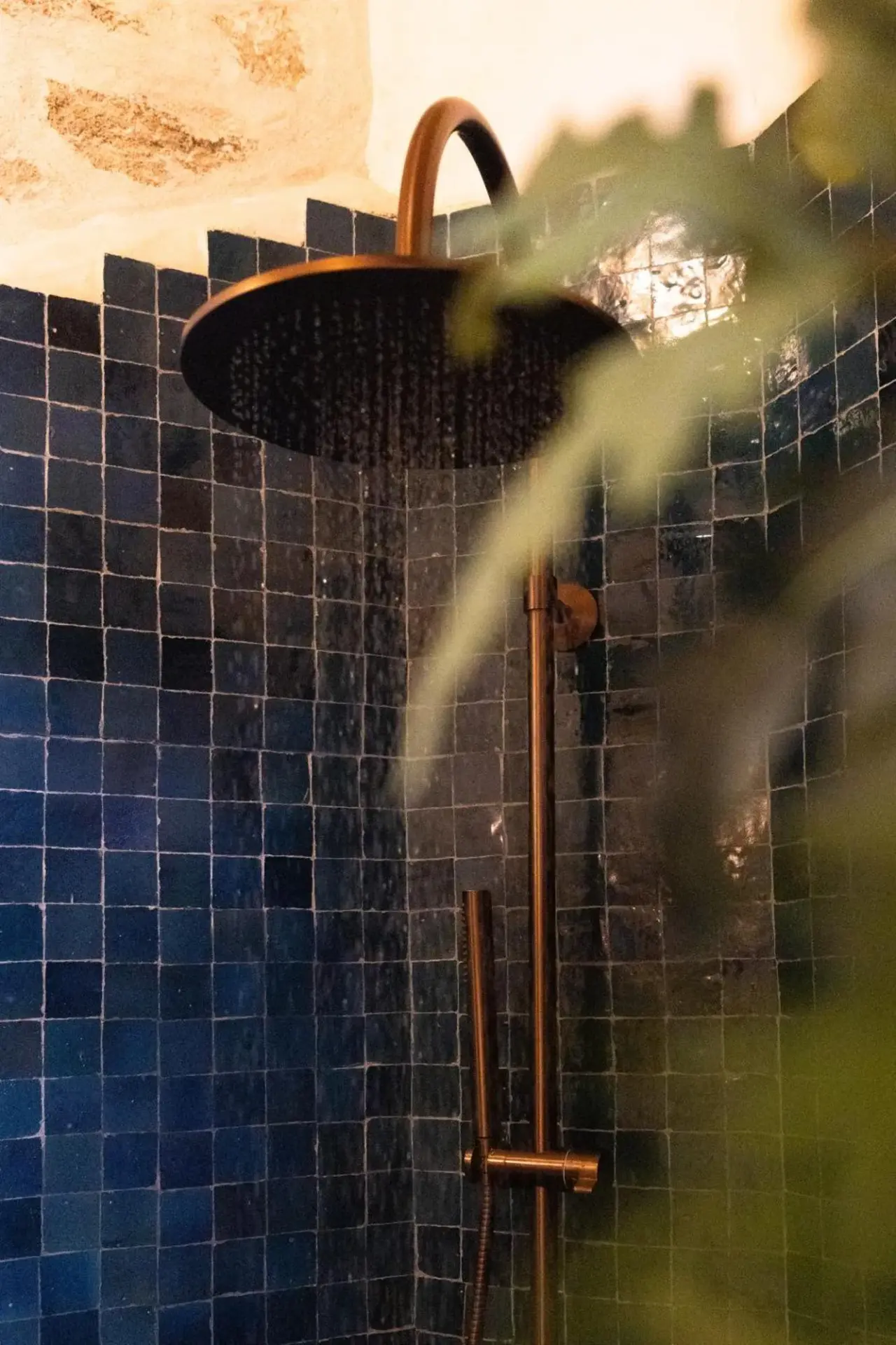 Rain shower at Mama Lova Hôtel in Essaouira