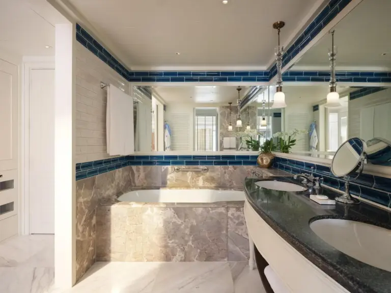 Luxury bathroom in Mandarin Oriental, Bangkok with bathtub