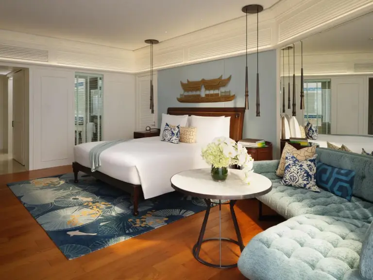 Deluxe room interior of Mandarin Oriental, Bangkok with city view