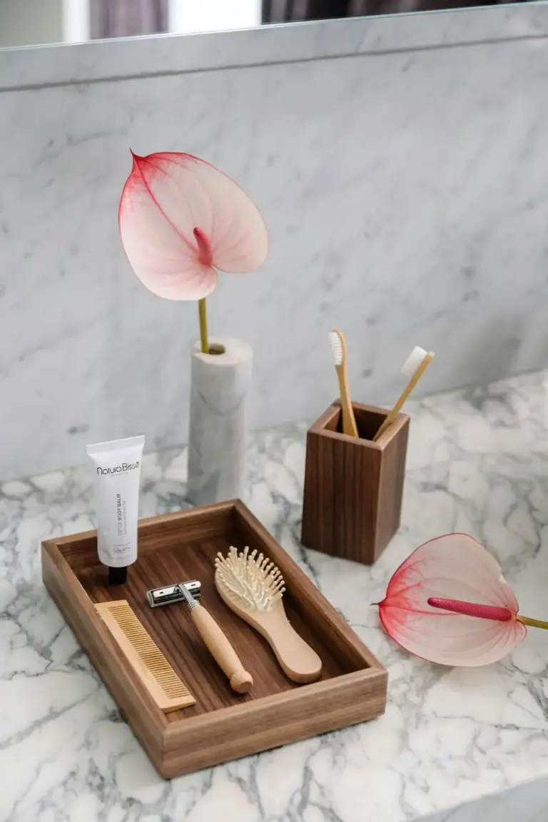 Elegante Badezimmerausstattung im Mandarin Oriental, Mailand