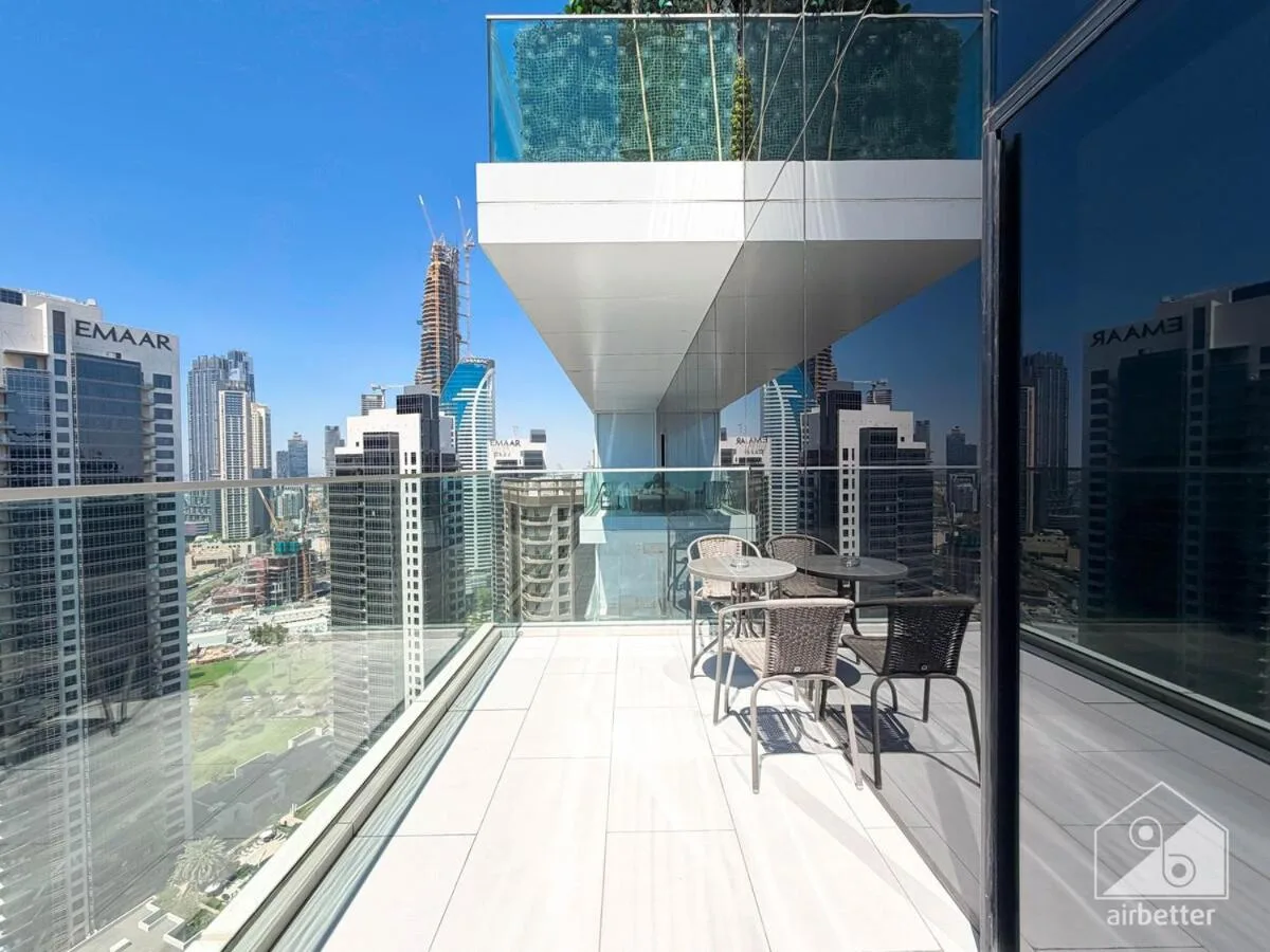 Marquise Square Große 2-Schlafzimmer-Wohnung mit Balkon in Business Bay Dubai - Balkonblick