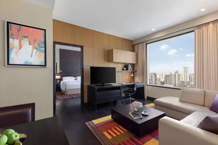 Marriott Executive Apartments Sukhumvit Park workspace with view