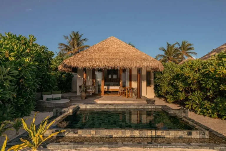 Exterior de una villa privada en Meliá Whale Lagoon Maldivas