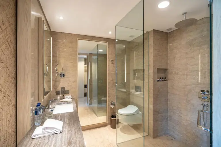 Elegant bathroom design at Meruorah Komodo Labuan Bajo