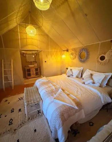 Merzouga Luxury Glamping, à Merzouga