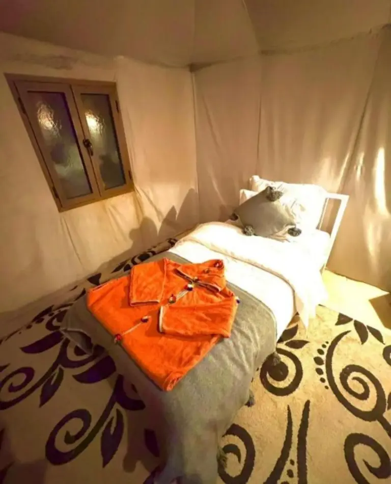 Einzelzimmer-Zelt im Merzouga Luxury Tented