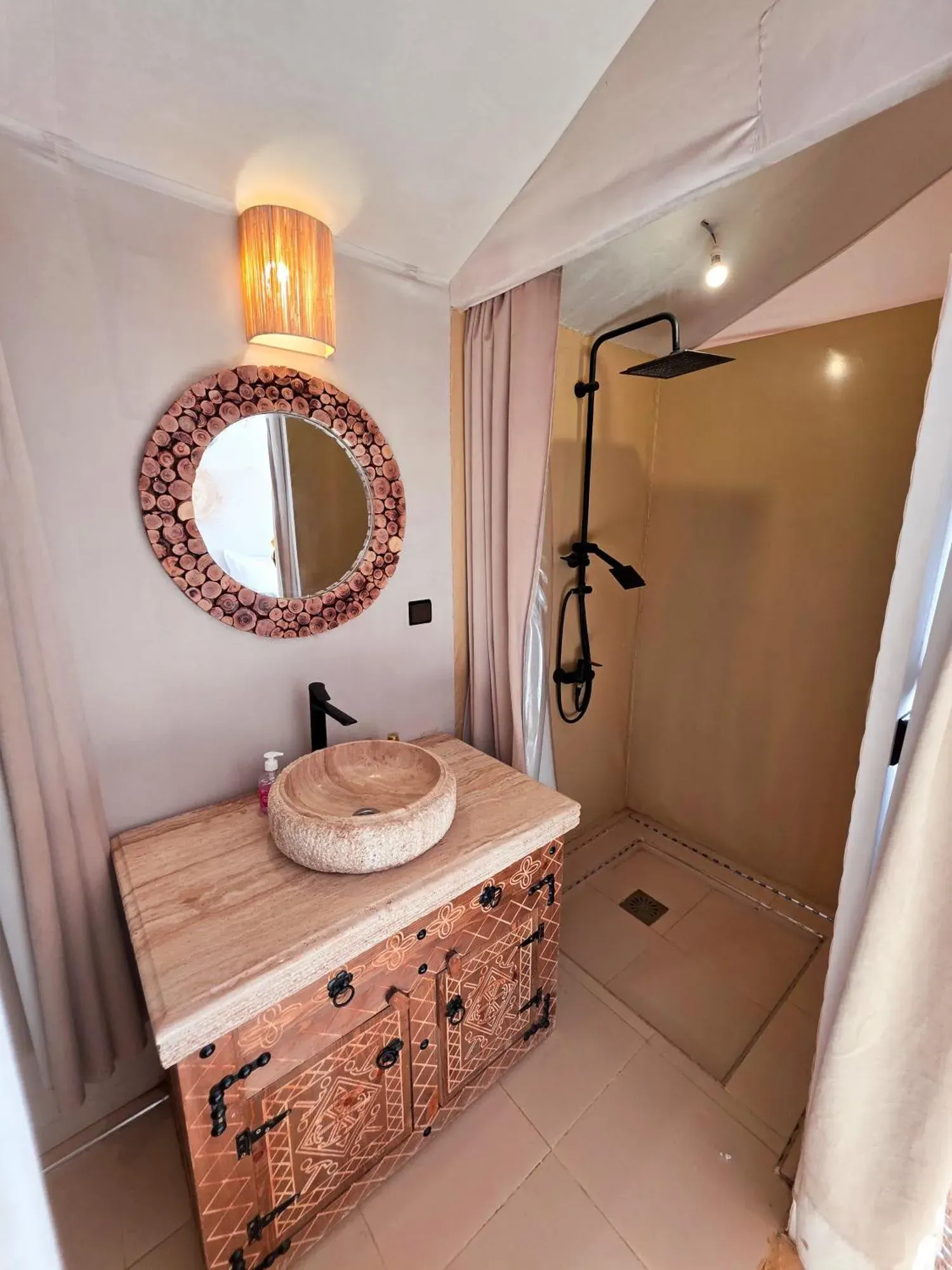 Merzouga Ultra Luxury Camp, en Merzouga