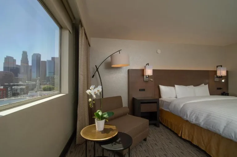 Guest room with city view at Miyako Hotel Los Angeles