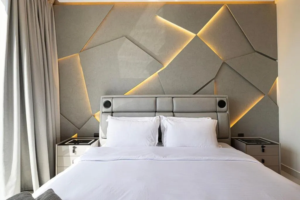 Modern Stylish 2 Bedroom Apartment with Burj Khalifa View in Dubai - city view from bedroom