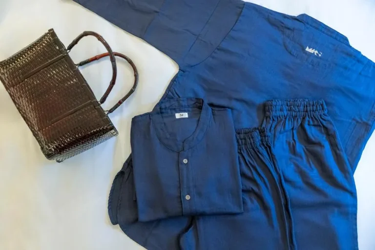 Moksa hotel traditional clothing set