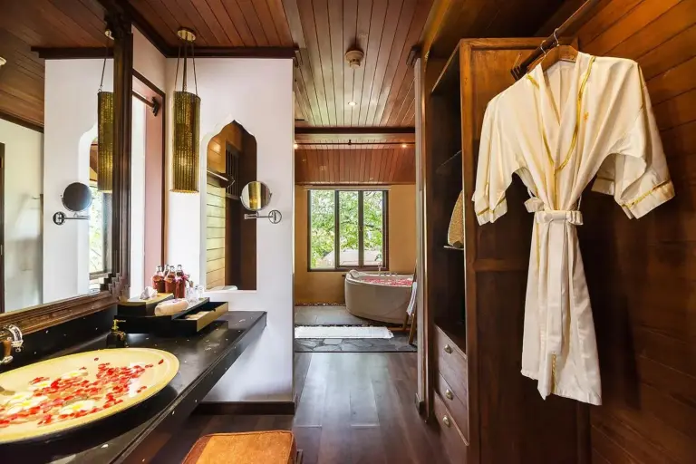 Muang Samui Spa Resort vue de salle de bains chic