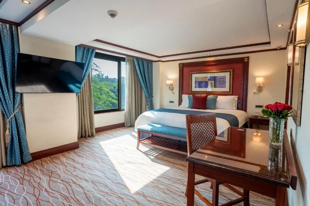 Stylish modern guest room at Nairobi Serena Hotel with bright ambiance