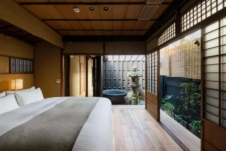 Chambre d'invité de Nazuna Kyoto Gosho avec espace extérieur privé