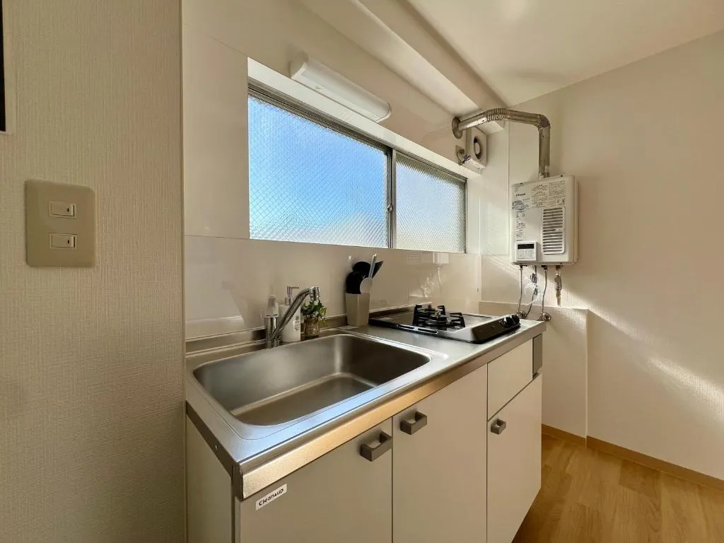 Nestay Apartment Tokyo Kagurazaka functional kitchen