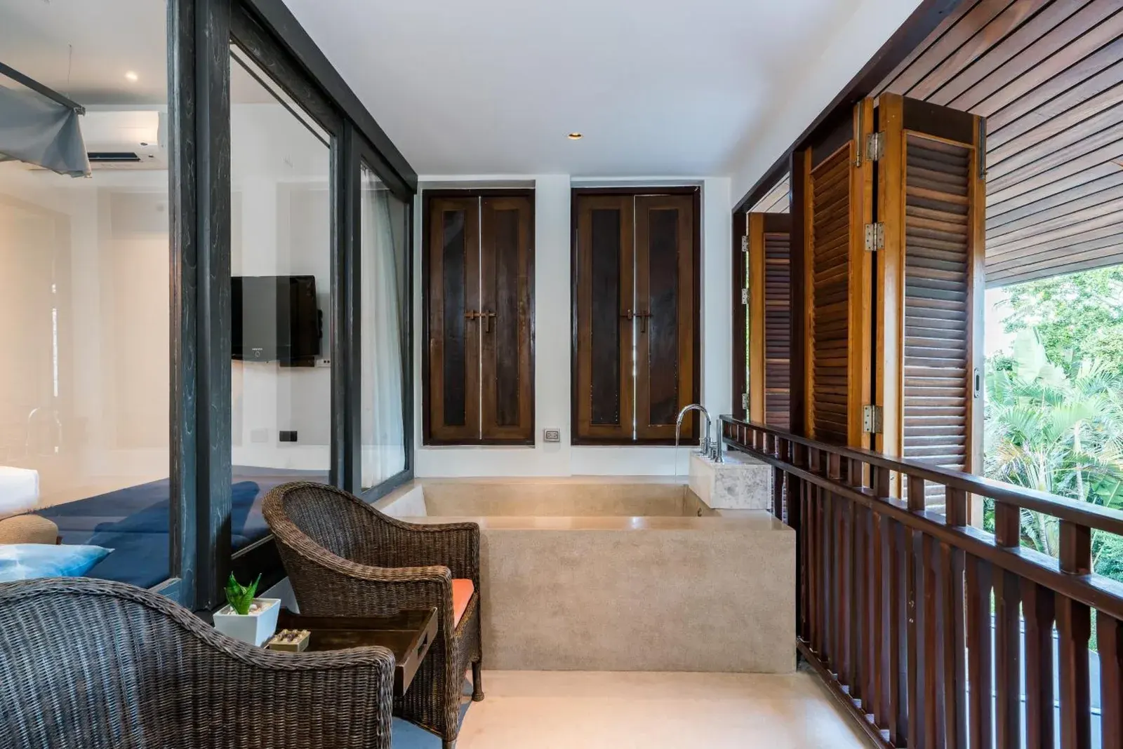 Modern bathroom at NH Collection Samui Peace Resort