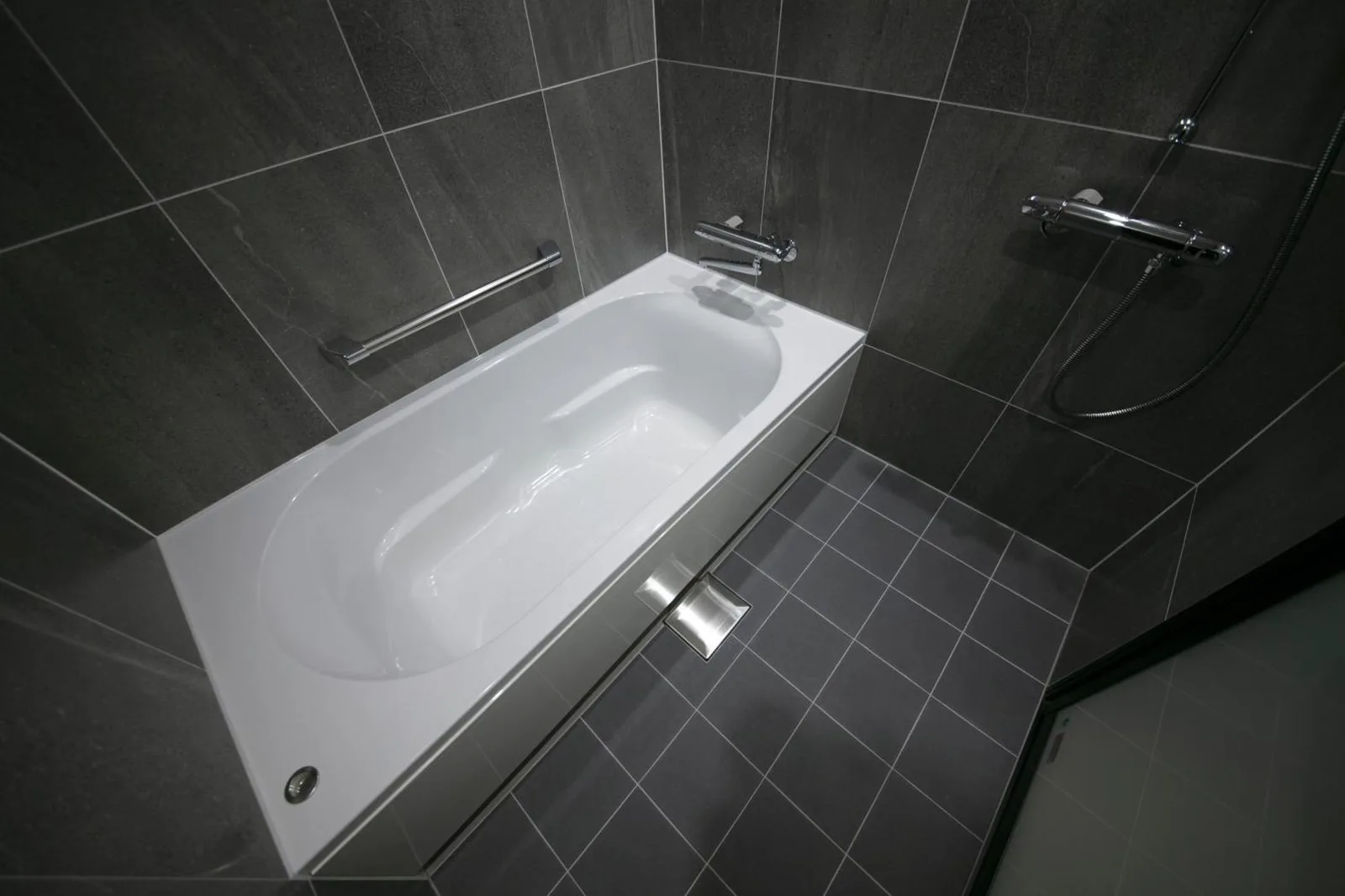Nikko Style Nagoya Bathtub
