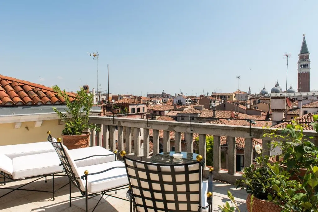 Nolinski Venezia – Evok Collection