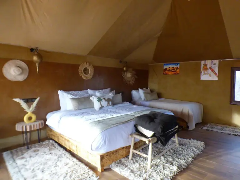 Deuxième chambre de tente au Nomad Camp Merzouga