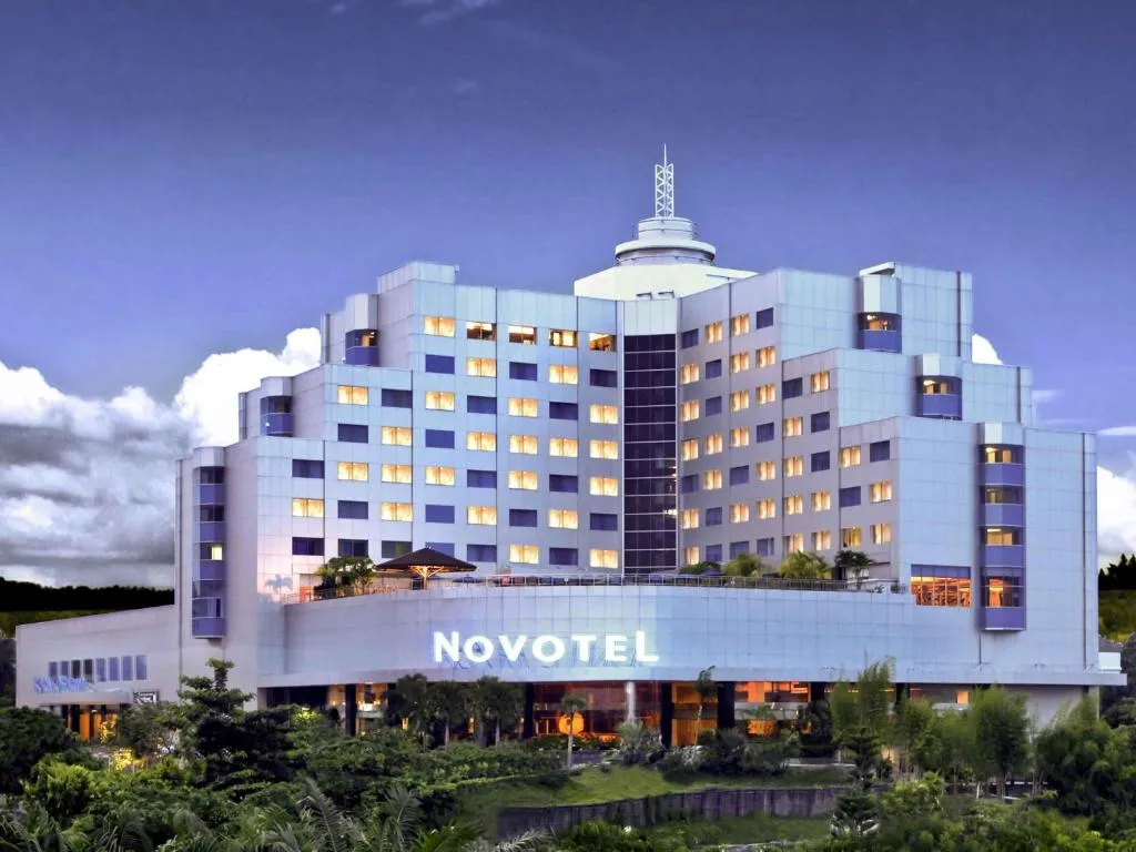 Novotel Balikpapan exterior view with modern architecture