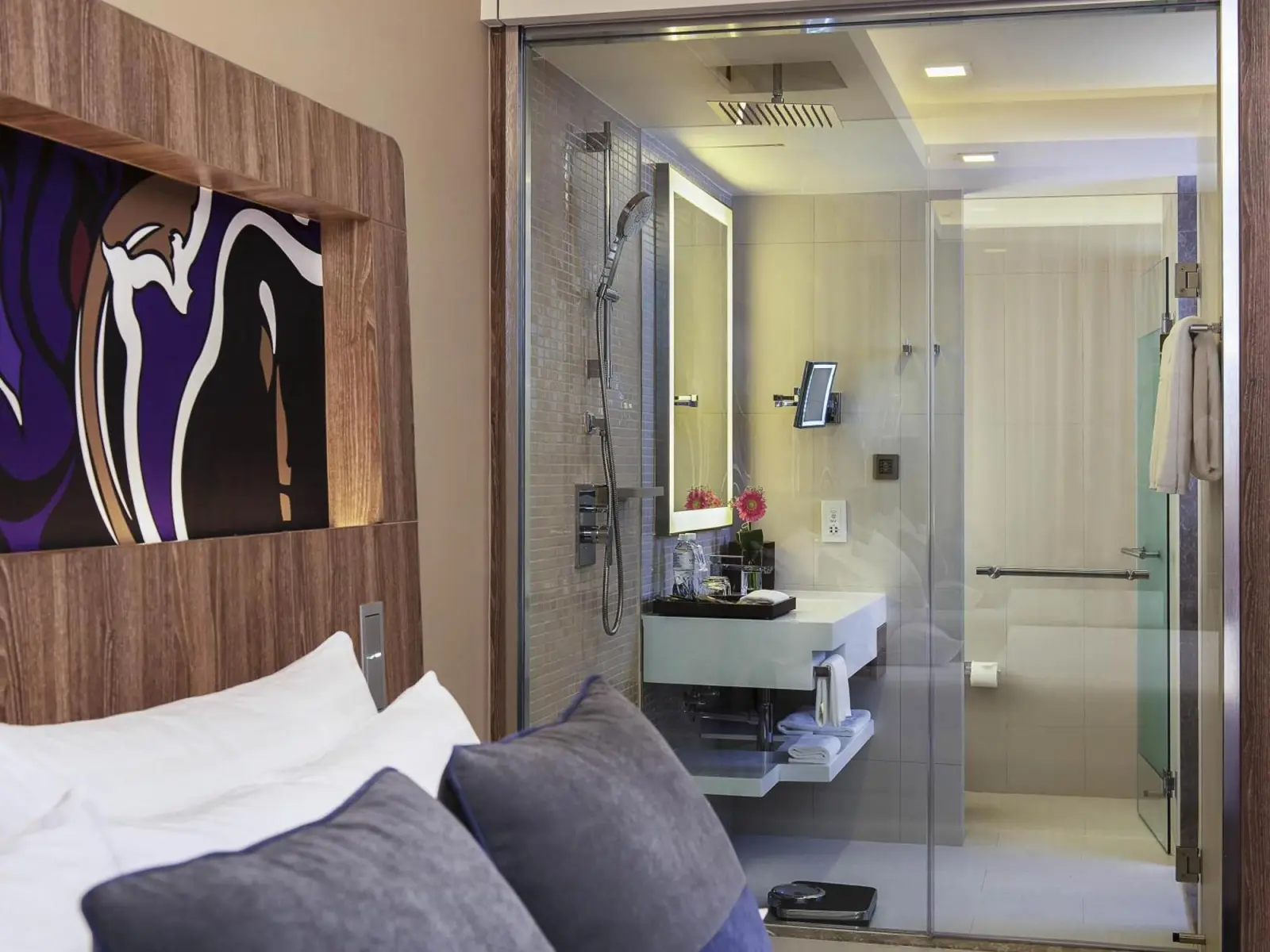 Novotel Bangkok Sukhumvit 20 modernes Zimmer mit Stadtansicht