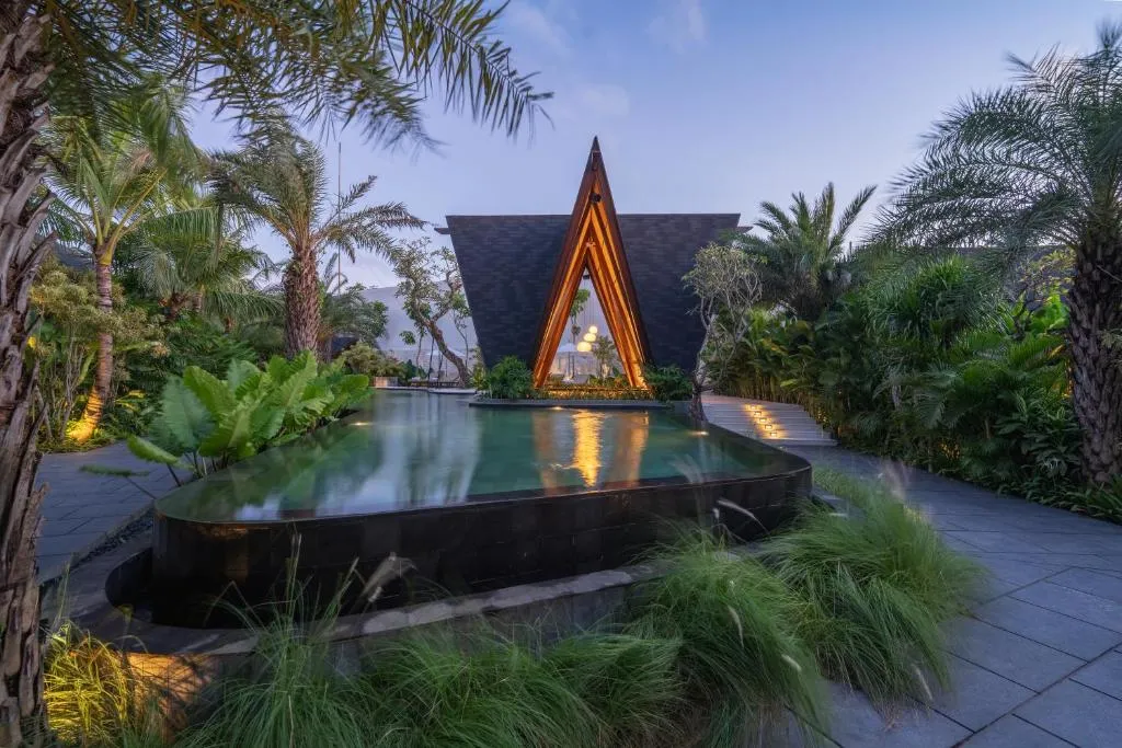 Nuju Uluwatu - Nur für Erwachsene