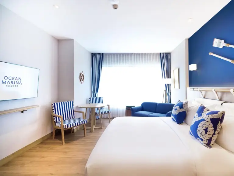 Ocean Marina Resort Pattaya deluxe room interior