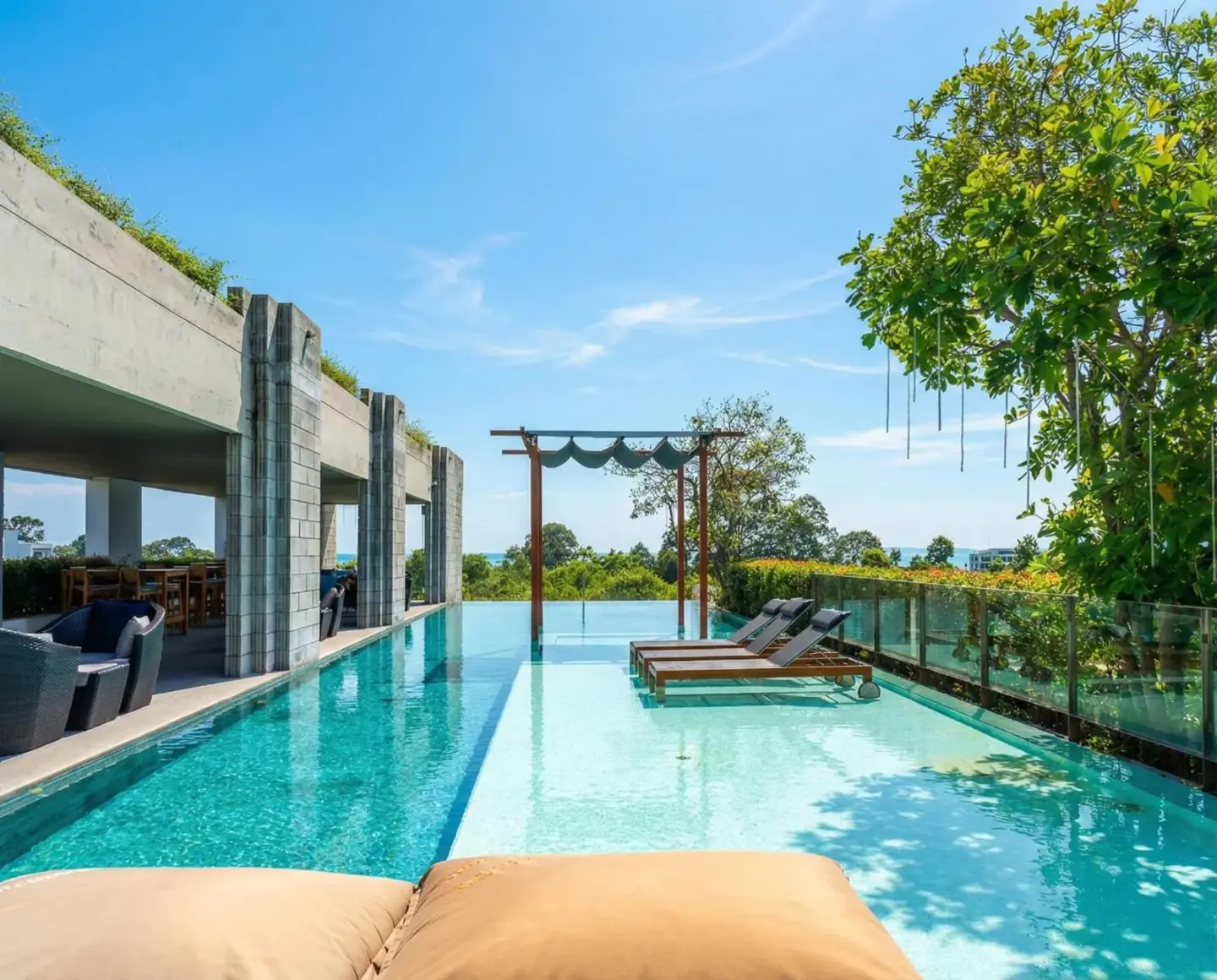 Oceanphere Villa by Prop Hopper, en Pattaya