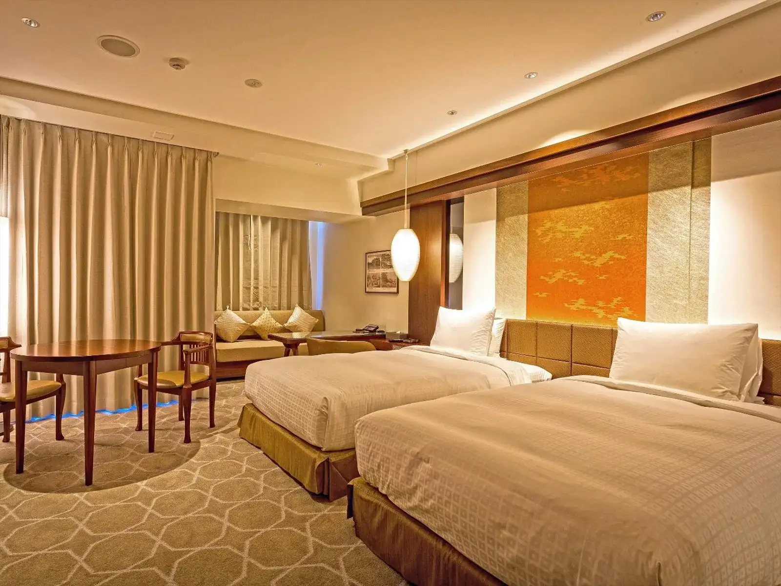 Okinawa EXES Naha twin room with dining area