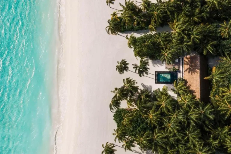 Aerial view of beachfront villa at One&Only Reethi Rah