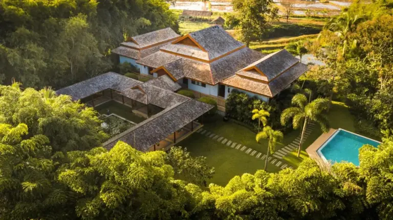 Surrounding gardens of Pa Sak Tong