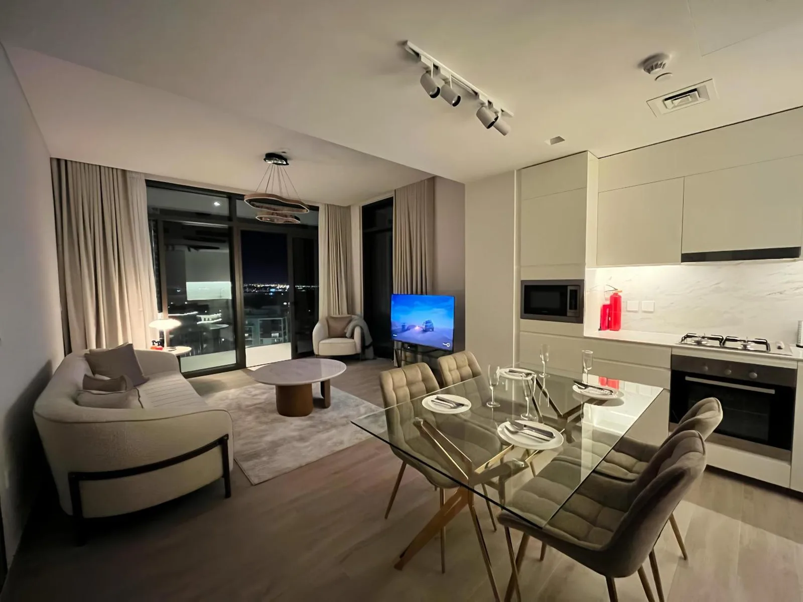 Palace Dubai Creek Harbour Residences Skyline Apartment Wohnzimmer