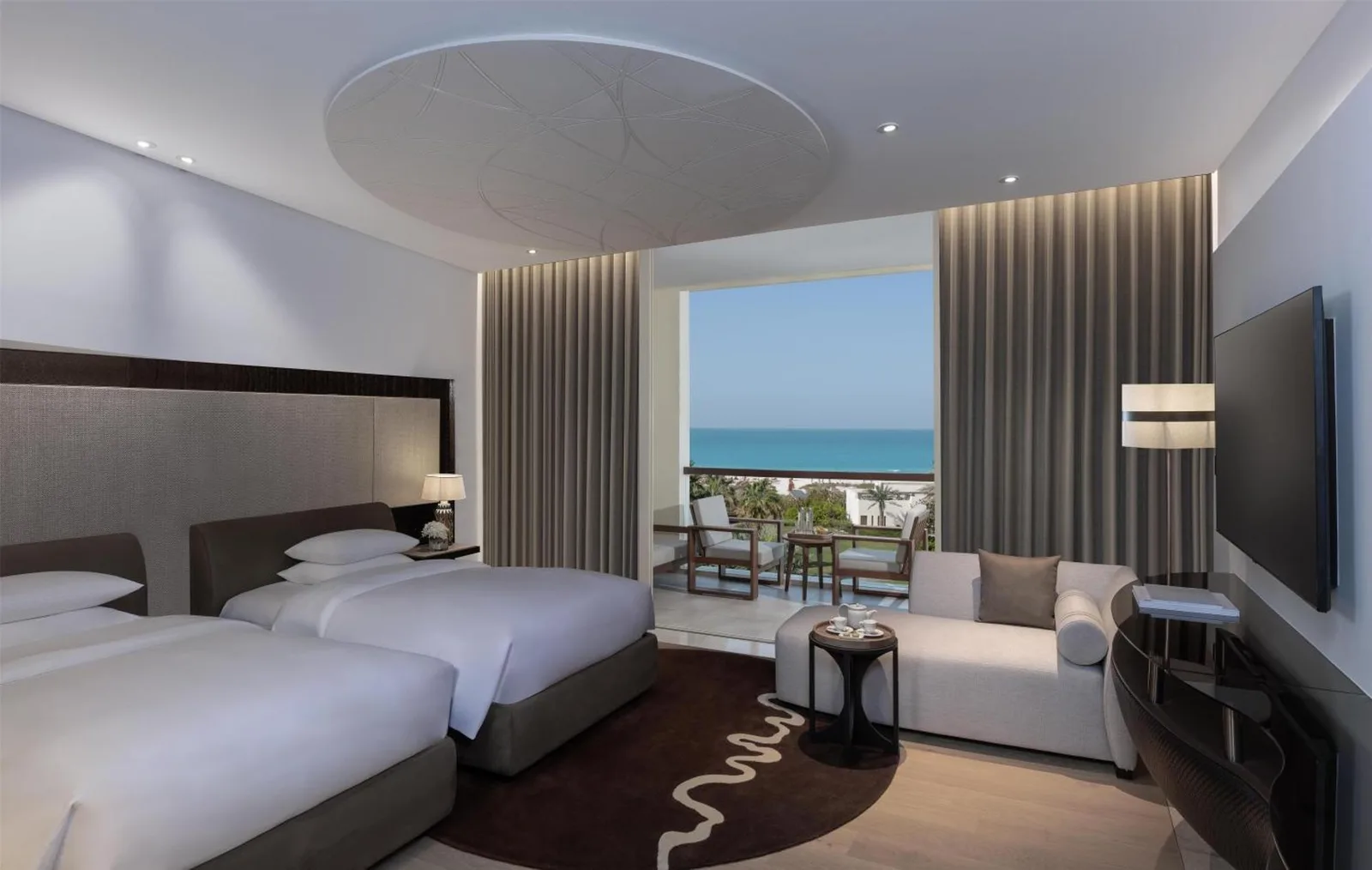 Gästezimmer mit Meerblick im Park Hyatt Abu Dhabi Hotel and Villas
