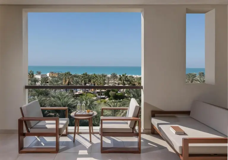 Privater Balkonblick vom Park Hyatt Abu Dhabi Hotel and Villas